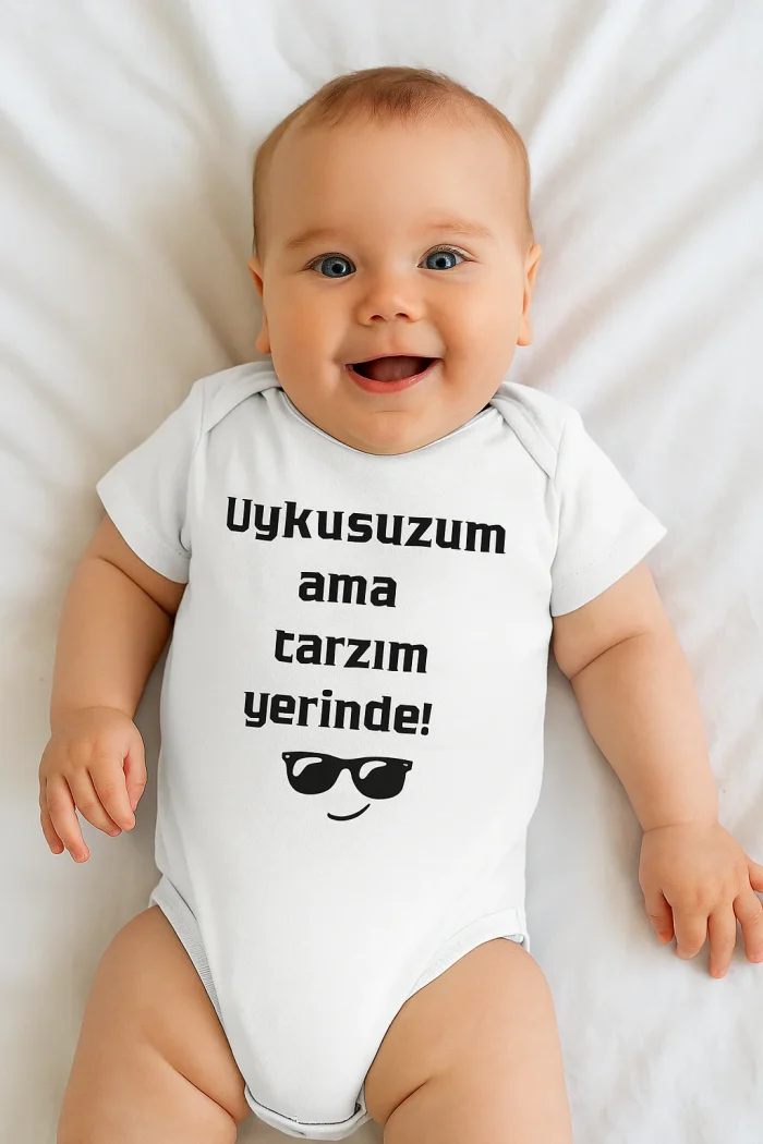 Tarzım Yerinde Yazılı Bebek Zıbını
