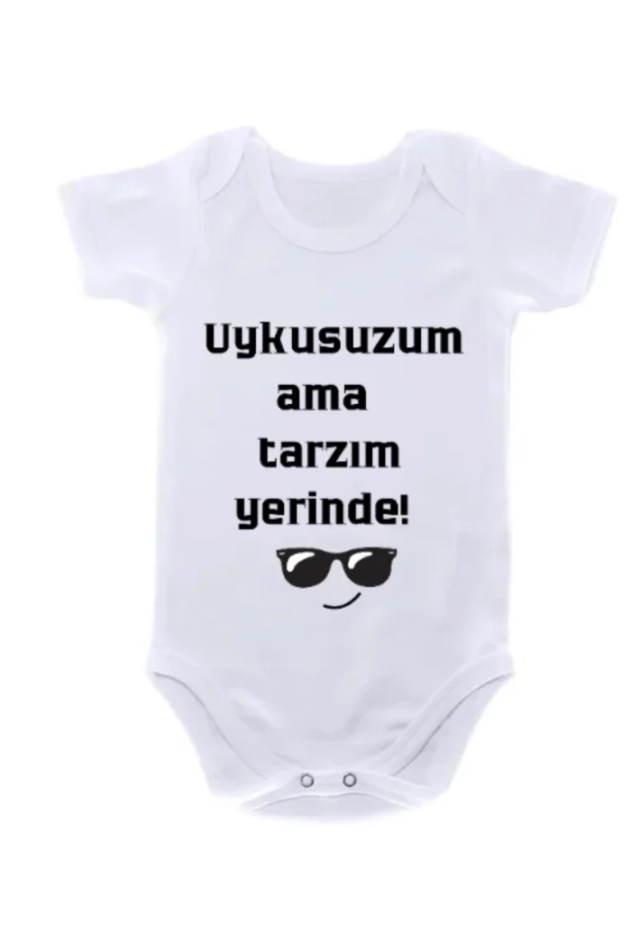Tarzım Yerinde Yazılı Bebek Zıbını